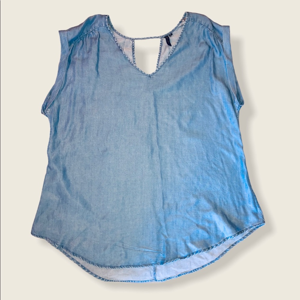 NWOT Double V Chambray Top
